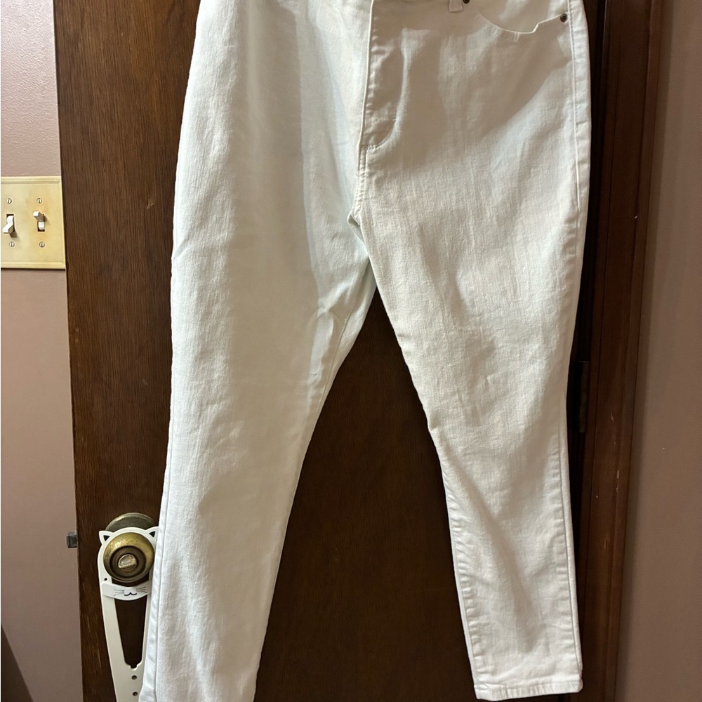 Lee White Slim Fit Skinny Leg Jeans
